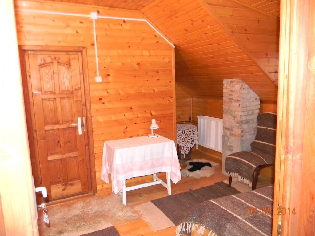 Kuekuello Vendeghaz Hotel Sovata Room photo